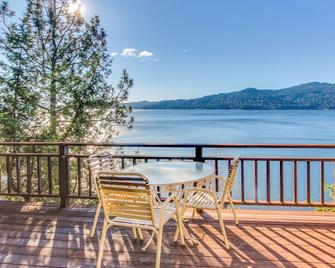 Stunning Bay Front Home with Lake Views, Private Dock, Gas Grill, and Free WiFi - Harrison - Balcony