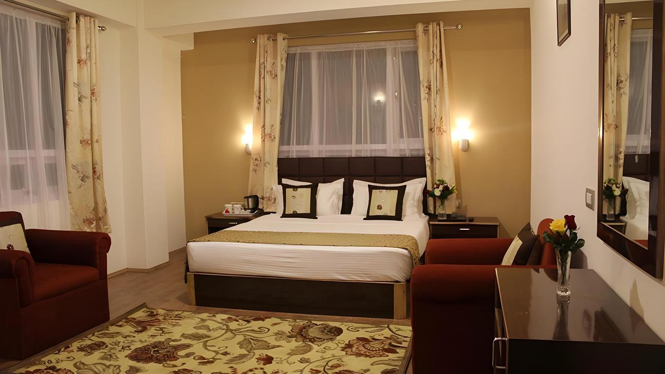 Hotel The Coral Inn
