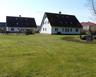 Ferienwohnung Ankerplatz - Karlshagen - Gebäude