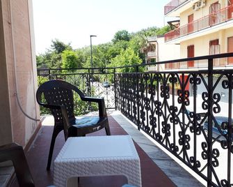 Villa Ada B&B - Agropoli - Balkón