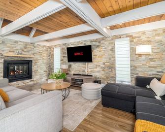 Chalet Familial En Nature Pres Du Mont-S - Beaupre - Sala de estar
