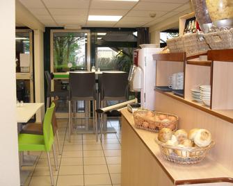 Premiere Classe Liege / Luik - ליג' - מסעדה