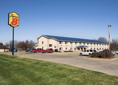 Super 8 by Wyndham Danville - Danville - Edifício