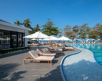 Royal Yao Yai Island Beach Resort - קו יאו יאי - בריכה