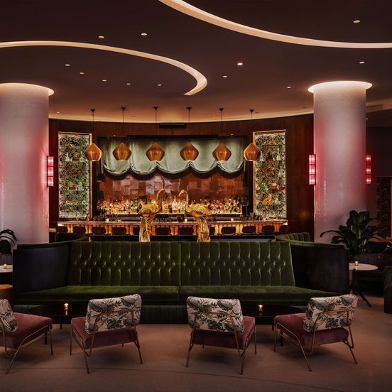 Lounge view of Nautilus Sonesta Miami Beach