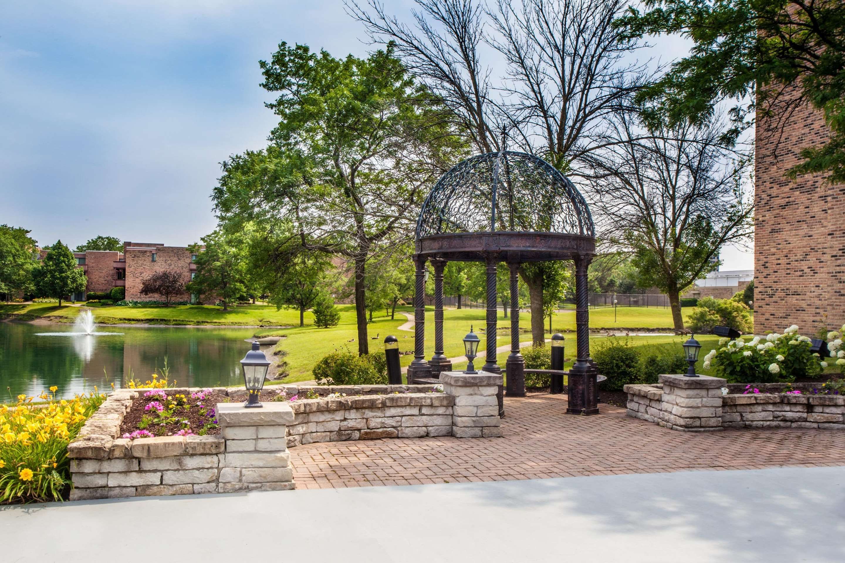 Wyndham Garden Schaumburg Chicago Northwest - Schaumburg - Patio