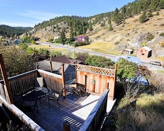 Cottage at Bunkhouse - Helena - Balcony