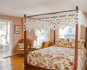 The Quechee Inn at Marshland Farm - Quechee - Bedroom