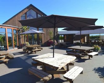 Holiday Home in Rendeux With Pool & Sauna - Rendeux - Binnenhof