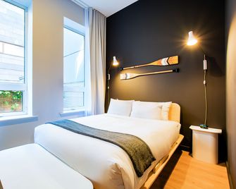 Les Lofts Charest - By Les Lofts Vieux-Quebec - Québec City - Front desk