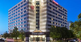 Sheraton Suites Chicago O'Hare - Rosemont - Edificio