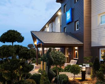 ibis budget Cabourg Dives-sur-Mer - Dives-sur-Mer - Budova