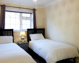 Bolams Holiday Homes by Trident Holiday Homes - Thomastown - Bedroom