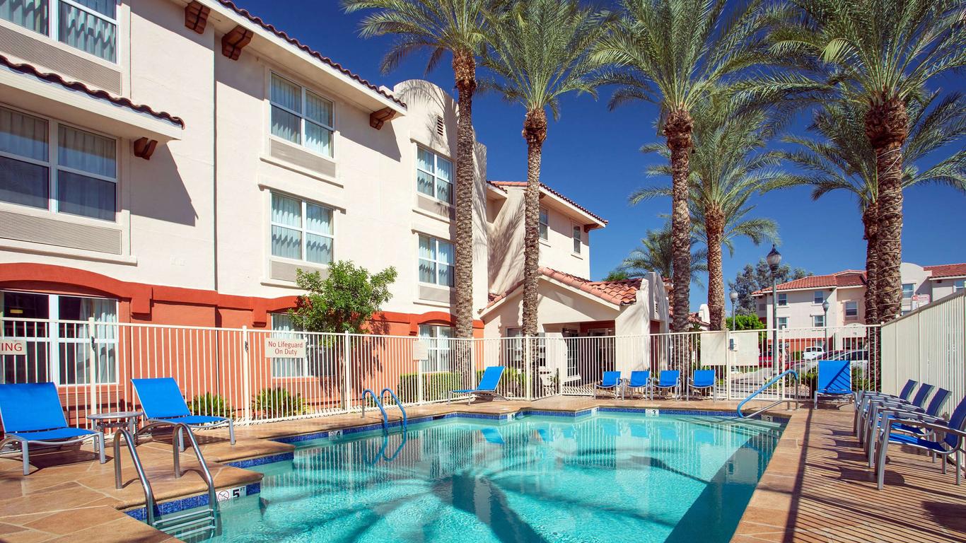 Sonesta Simply Suites Phoenix Scottsdale