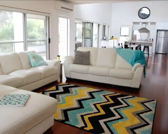 Mariner House - Port Fairy - Huiskamer