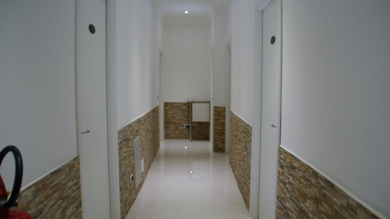 Rome Orange Inn