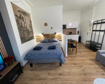 L'Escale Studio Arras avec parking privé - Arras - Bedroom