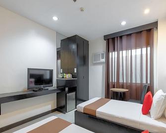 Check Inn Dumaguete - Dumaguete City - Makuuhuone