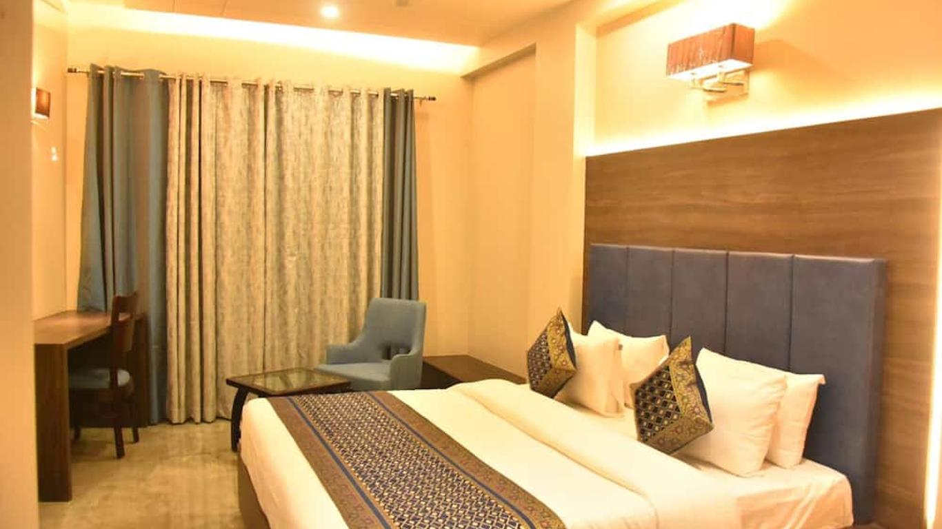 Hotel Abhinav International