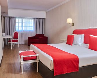 Ramada by Wyndham Buenos Aires Centro - Buenos Aires - Bedroom
