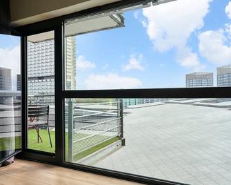Euralille: Apartment with balcony! - Lille - Balcony