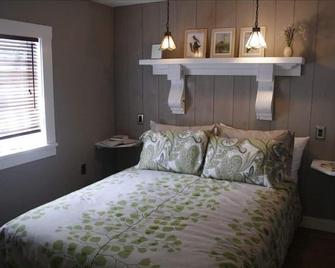 Romantic Cottage for Two in the Heart of the White Mountains - Randolph - Habitación