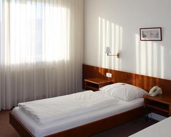 Hotel Post - Rosbach vor der Höhe - Camera da letto