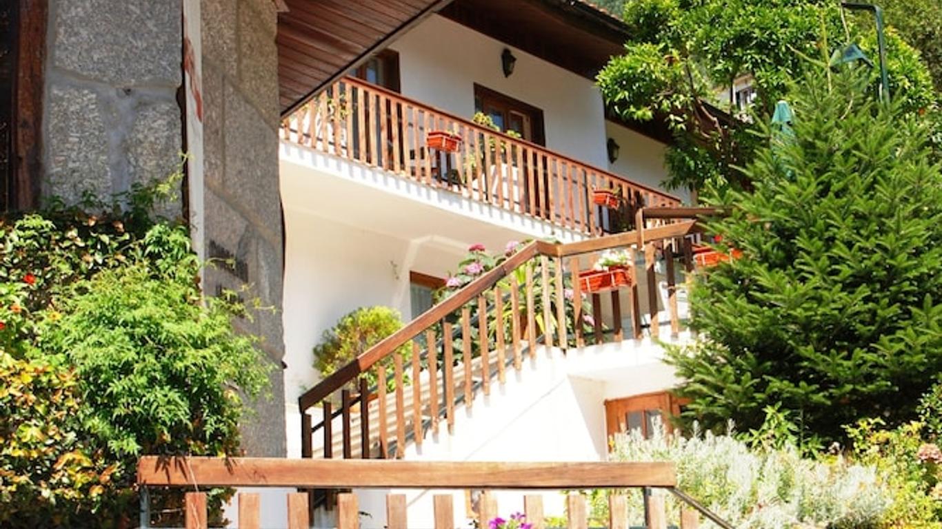 هوتل كارفالو أراويو