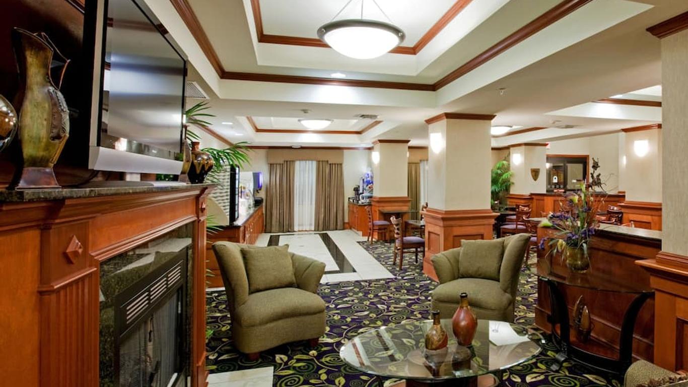 Holiday Inn Express Hotel And Suites Ada By IHG