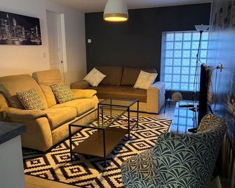 Chez Suzanne - Chooz - Aubrives - Living room