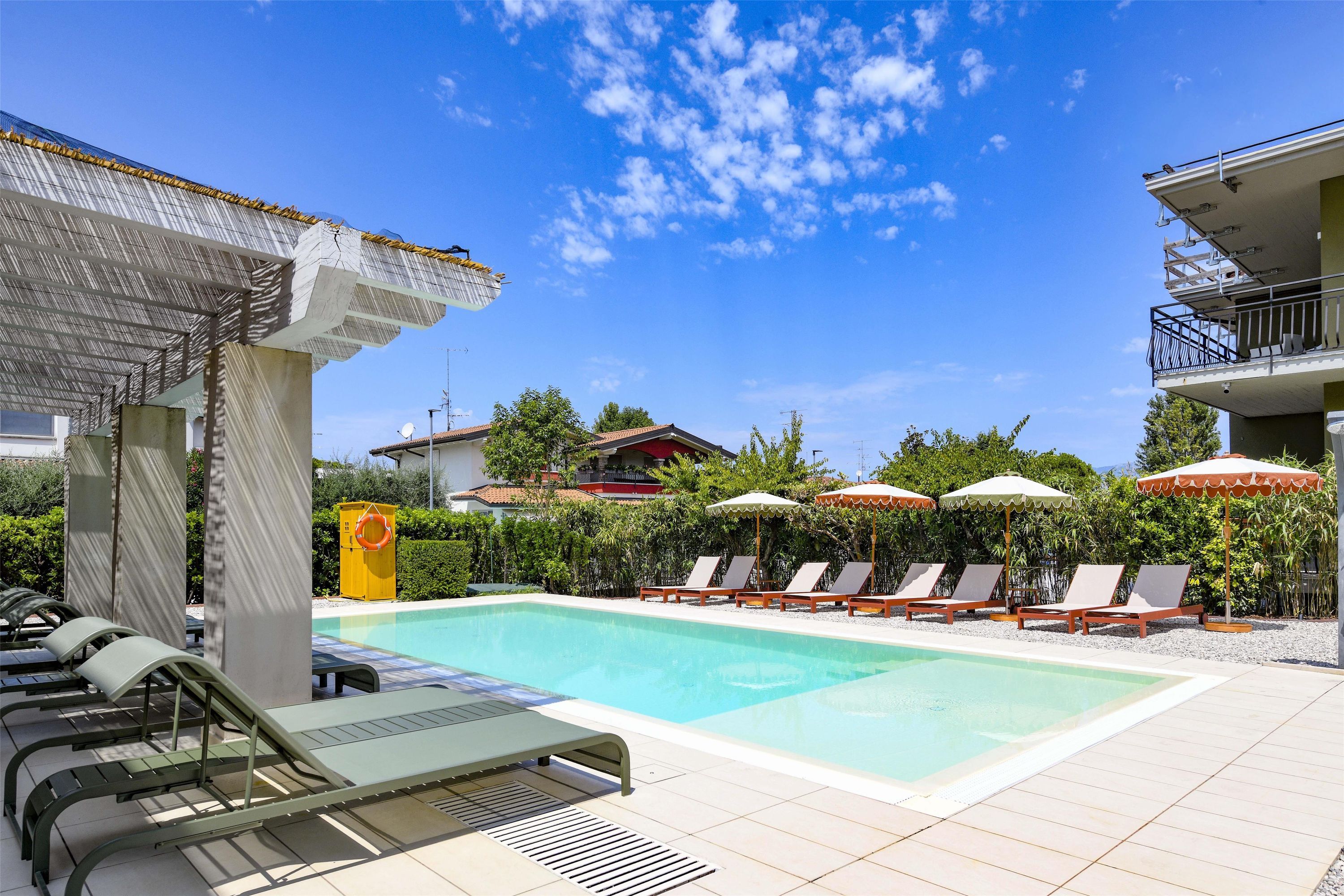 Best Western Hotel Arya - סירמיונה - בריכה
