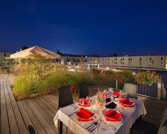 EA Hotel Tereziánský dvur - Hradec Králové - Balcón