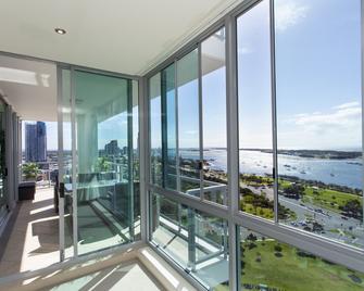 Brighton Shores - Southport - Balcon