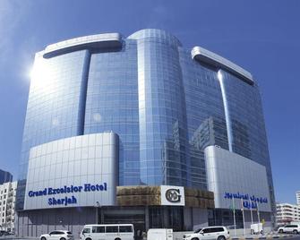 Grand Excelsior Hotel Sharjah - Sharjah - Building