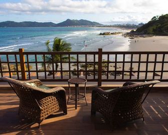 Hotel Atalaia do Mariscal - Bombinhas - Balkón