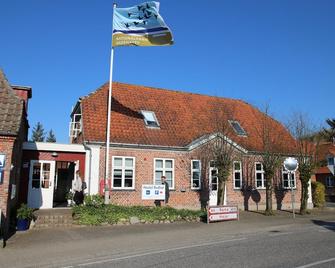 Hostel Rudbøl - Højer - Gebäude