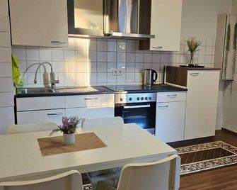 Komfortable 3-Zimmer-Wohnung in Neubeckum - Werle - Cocina
