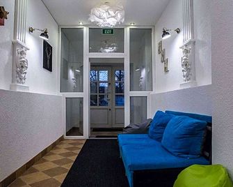Flyfly Hostel - Wrocław - Pasillo