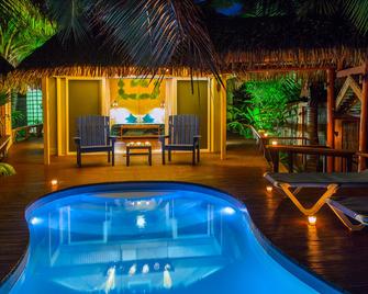 The Rarotongan Beach Resort & Lagoonarium - Rarotonga - Pool