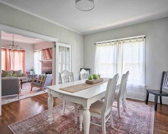 The Local House - ראליי - חדר אוכל