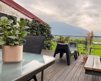 Good Harvest B&b - Chishang Township - Balcón