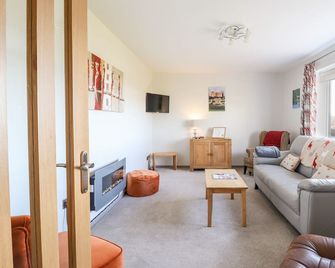 Berwyn View - Welshpool - Living room