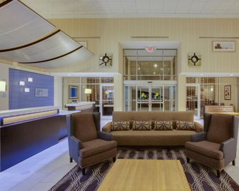 Holiday Inn Express & Suites Laurel By IHG - Laurel - Lobby