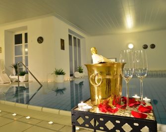Romantica Hotel Blauer Hecht - Dinkelsbühl - Spa