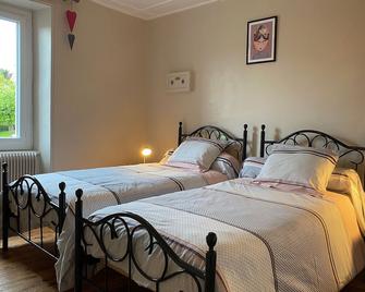 Gite Saint-Just-près-Brioude, 4 bedrooms, 7 persons - Brioude - Bedroom