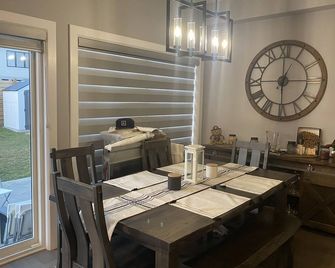 Spacious private room in new home - Londra - Sala pranzo