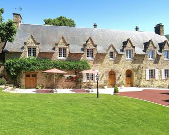Le Manoir de Placy - Chambres d'Hôtes - Clecy - Edificio