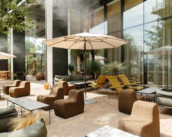 Austin Proper Hotel, a Member of Design Hotels - Austin - Lounge