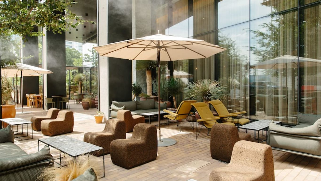Austin Proper Hotel, a Member of Design Hotels