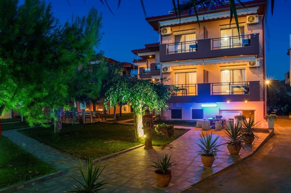 كاسترو ديلاكس